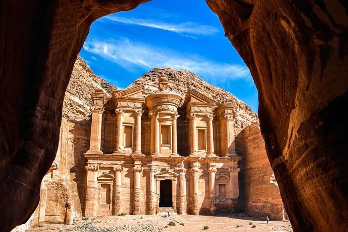 Petra – Wadi Rum – Lut Gölü – Sharm El Sheikh – Giza Piramitleri Turu Kurban Bayramı Özel Türk Havayolları ile 7 Gece
